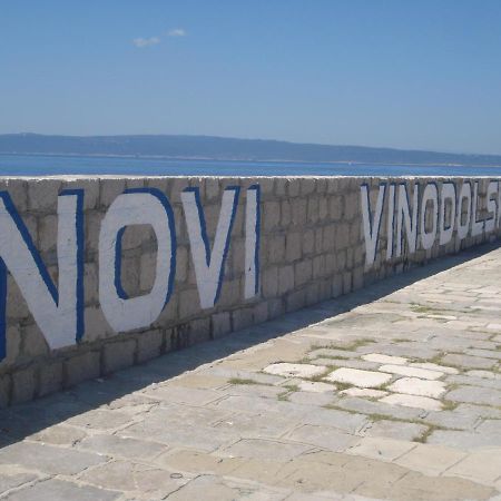 Apartment Sara Novi Vinodolski Zewnętrze zdjęcie