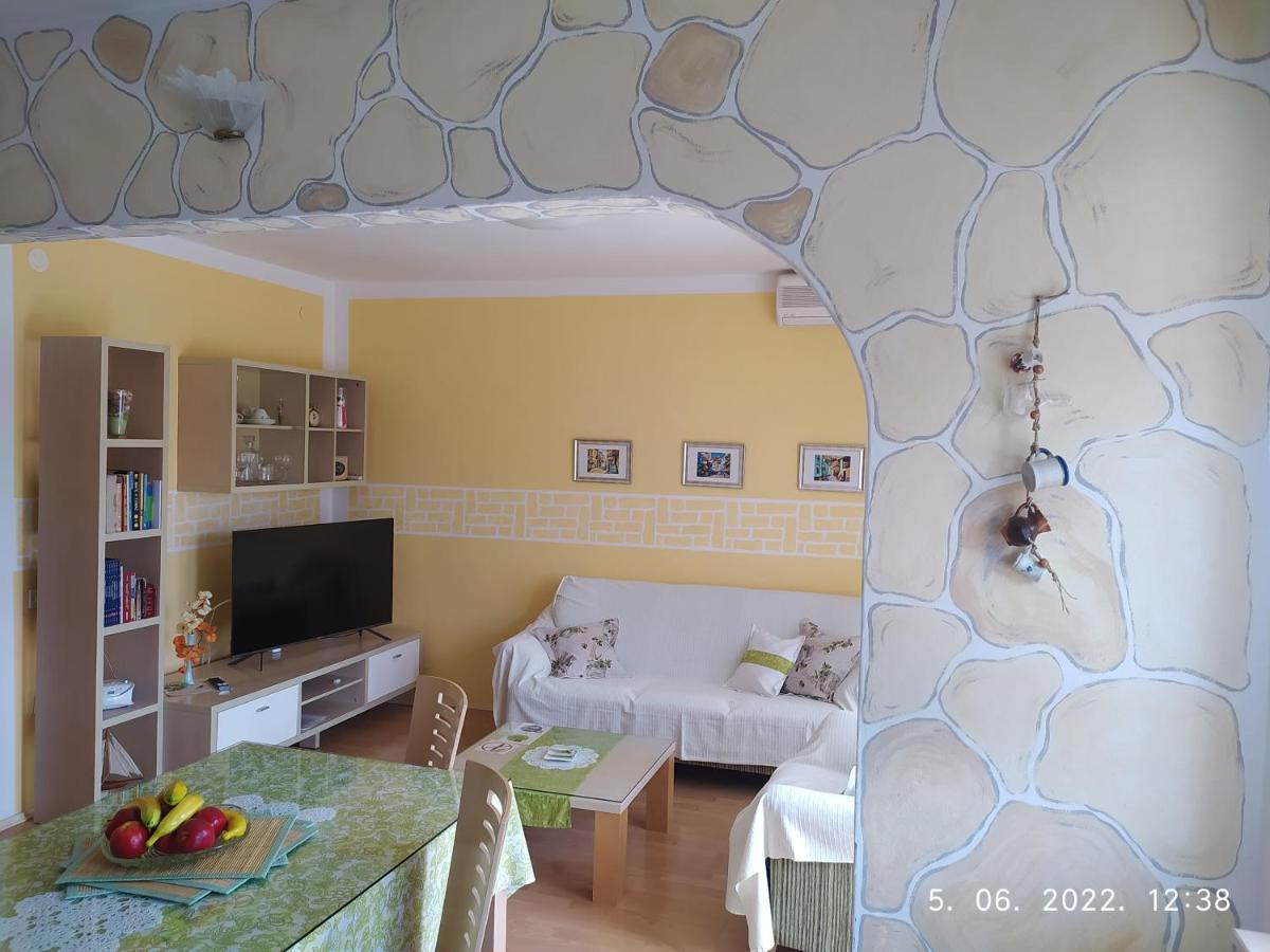 Apartment Sara Novi Vinodolski Zewnętrze zdjęcie